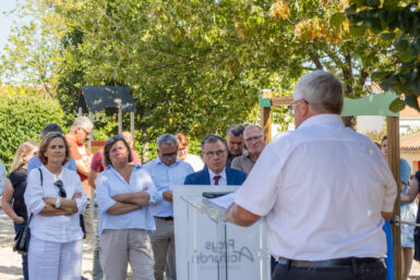Pose de la 1ère pierre - Beaulieu-sous-la-Roche
